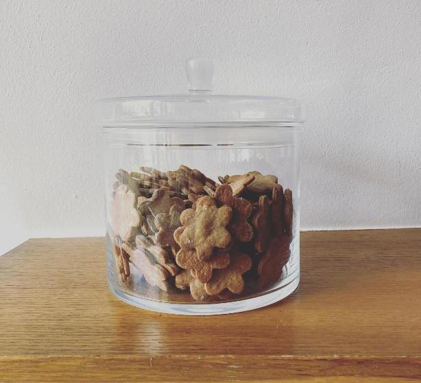 هتل Rooms And Suites At Bookinn B&b