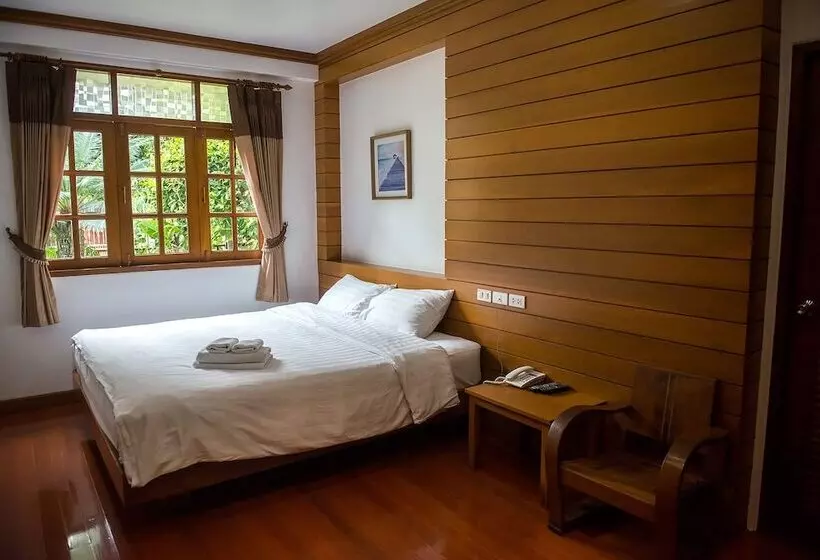 هتل Tree Home Plus Home Stay