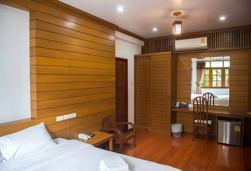 هتل Tree Home Plus Home Stay
