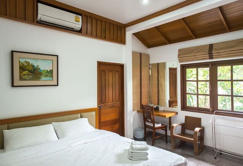 هتل Tree Home Plus Home Stay