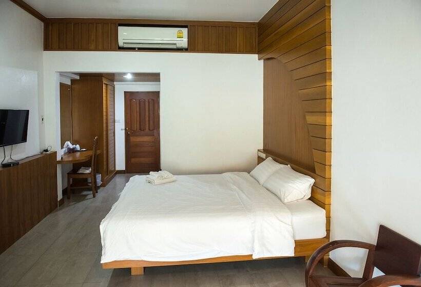 هتل Tree Home Plus Home Stay