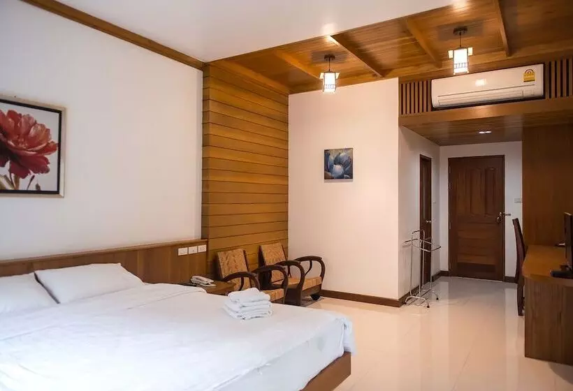 هتل Tree Home Plus Home Stay