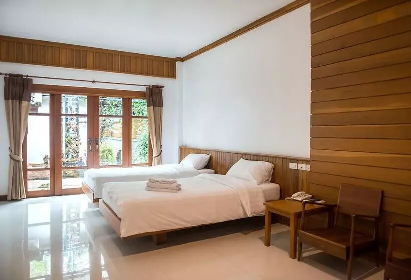 هتل Tree Home Plus Home Stay