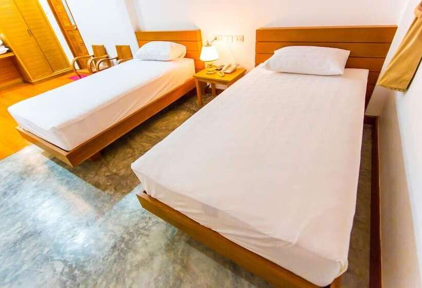 هتل Tree Home Plus Home Stay