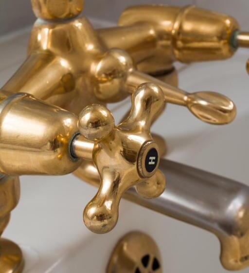 Пансион Jenny's Guest House