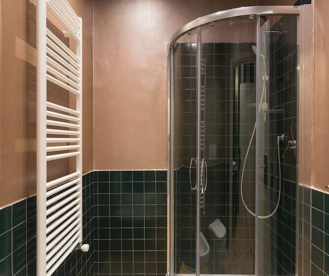 Porta Palace Apartments