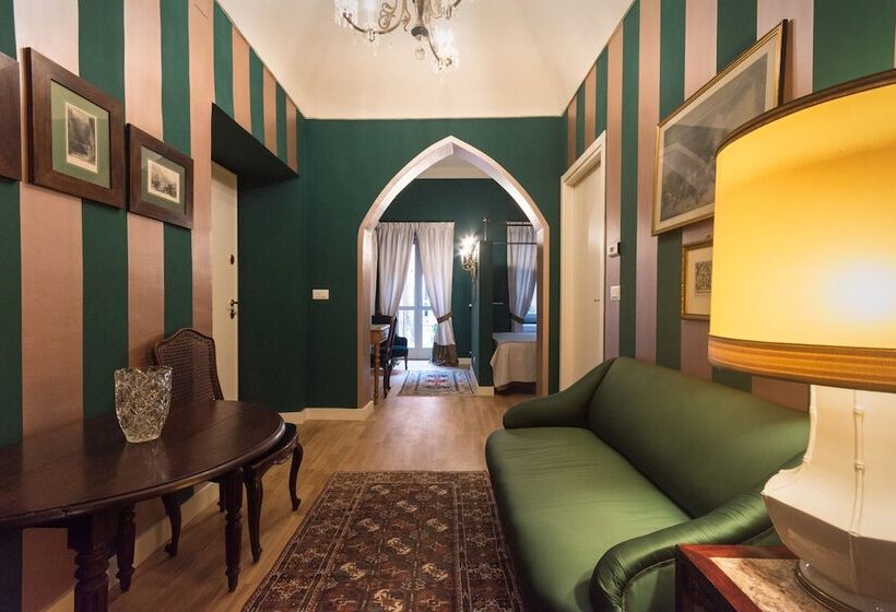 Porta Palace Apartments