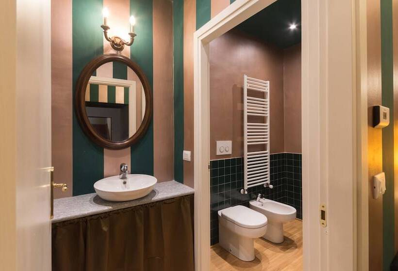 Porta Palace Apartments