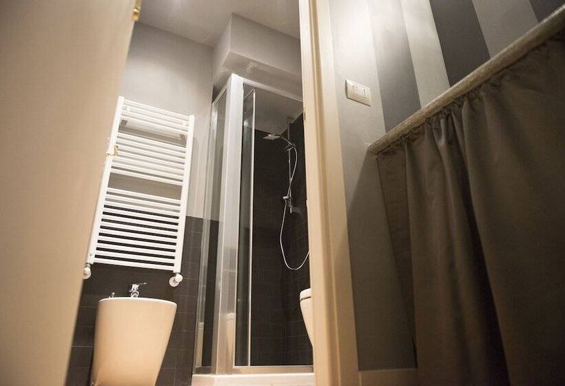 Porta Palace Apartments