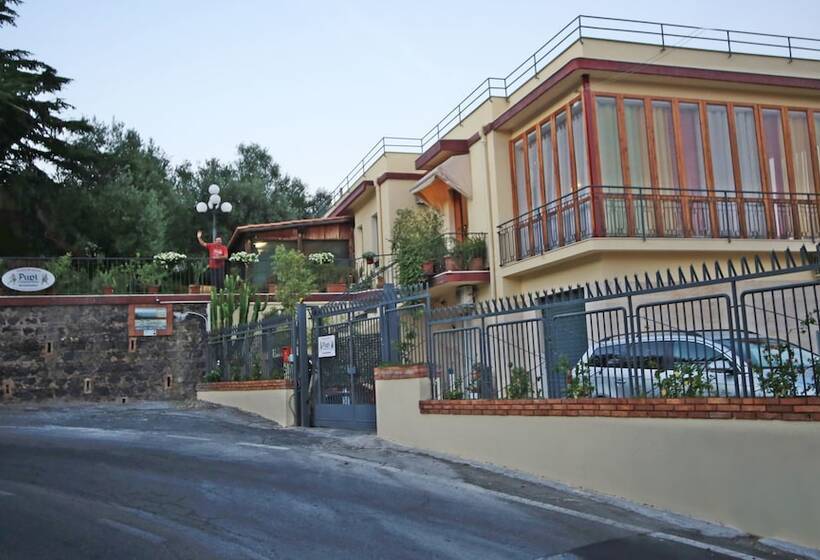 Pupi Catania Etna B&b