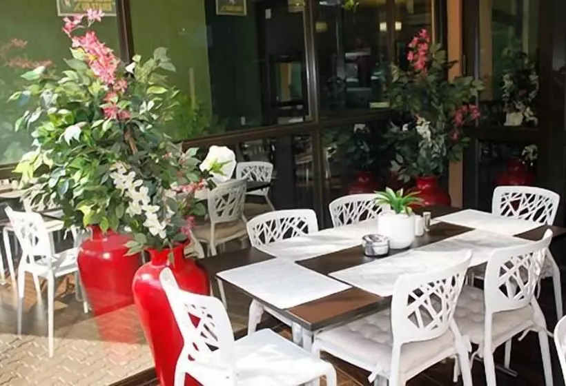 Vhafamadi Bed And Breakfast