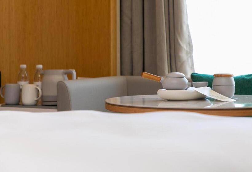 Ji Hotel Wenzhou Economic Development Zone Binhai Park