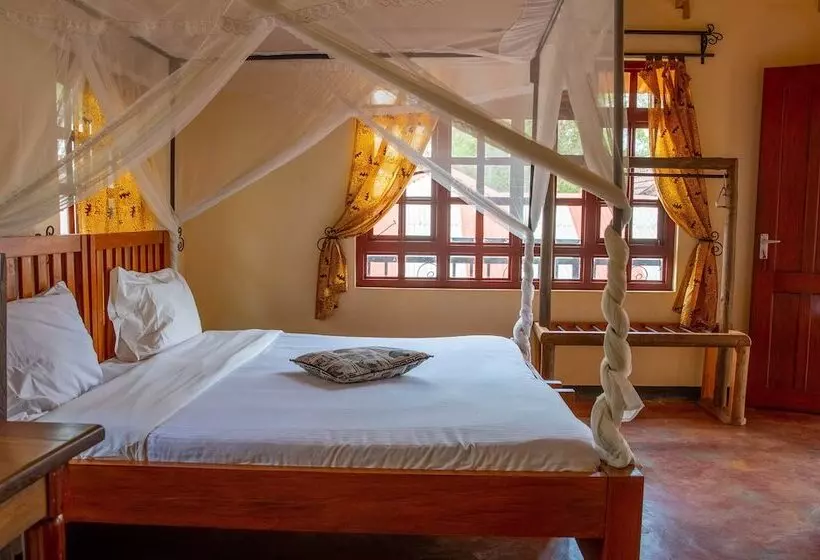 ベッドアンドブレックファースト Christina House