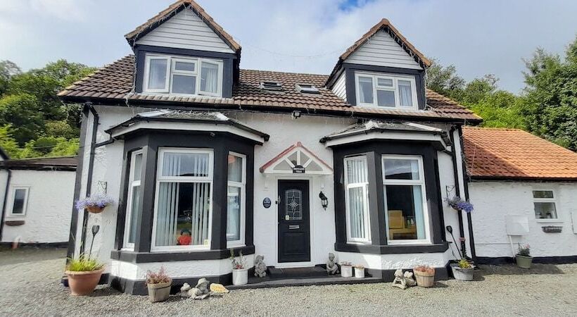 ペンション Montague Villa