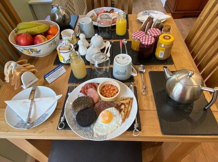 ペンション Montague Villa