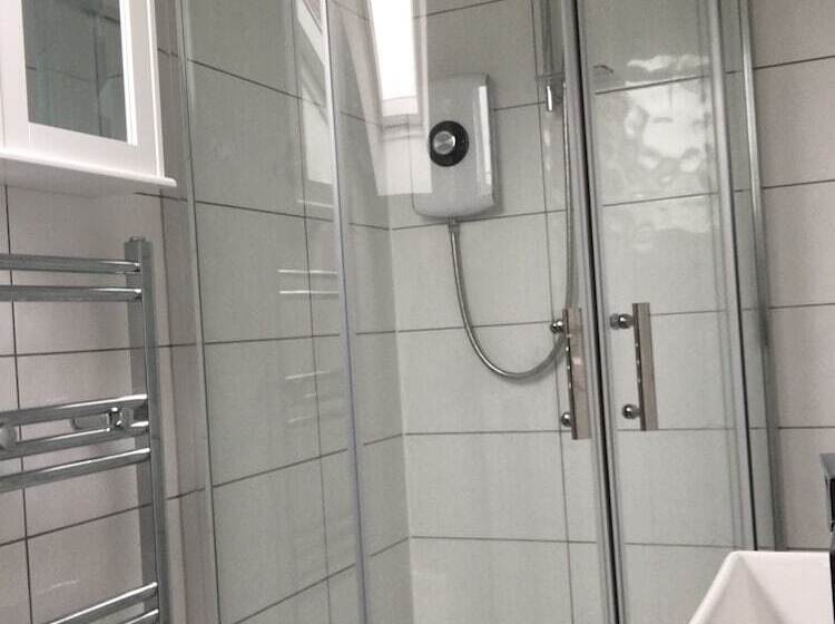 ペンション Montague Villa