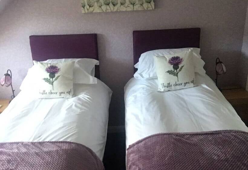 ペンション Montague Villa