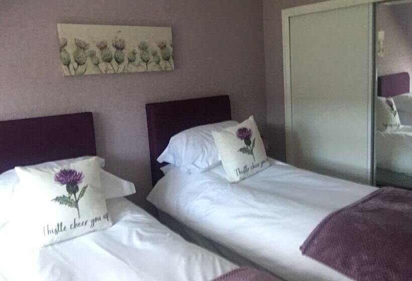 ペンション Montague Villa