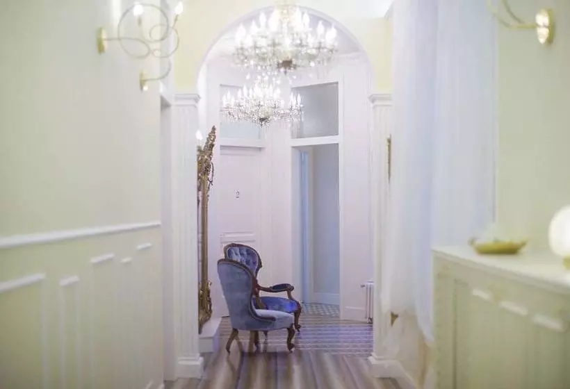 Anakena House Bed & Breakfast