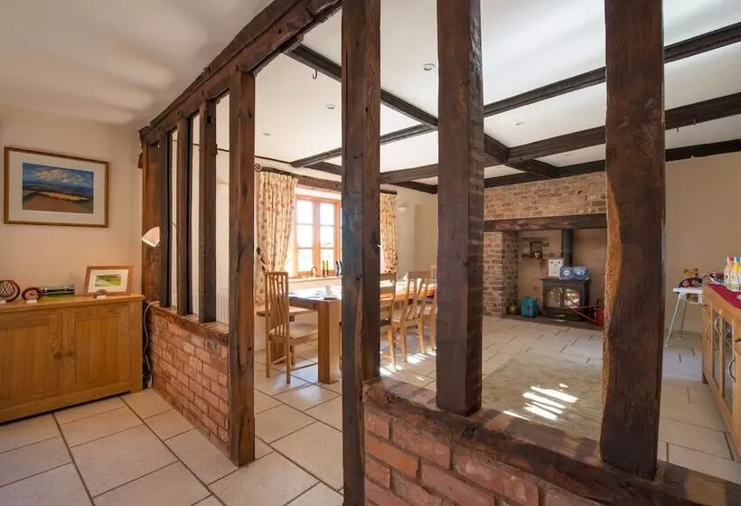 Aamiaismajoitus (B&B) The Old Dairy At Bishops Barton