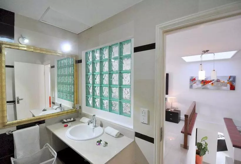 Cote D'or Apartements