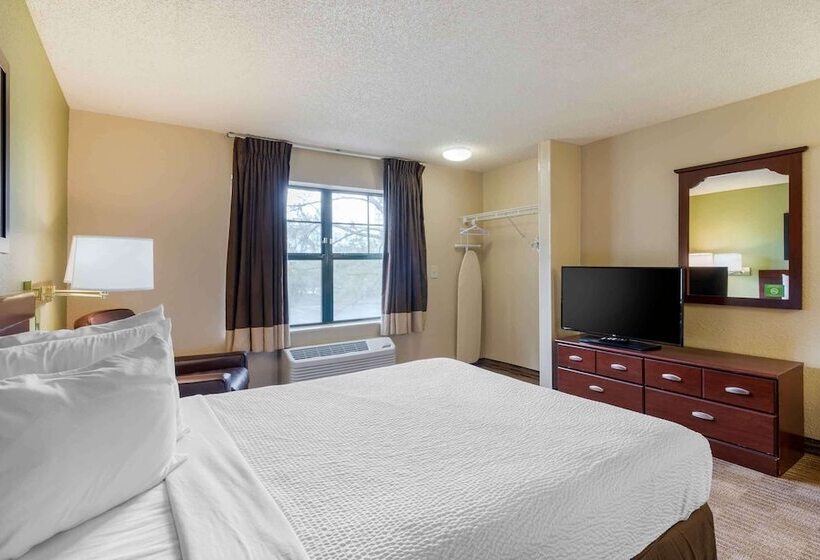 Extended Stay America Select Suites Orlando Maitland 1760 Pembrook Dr