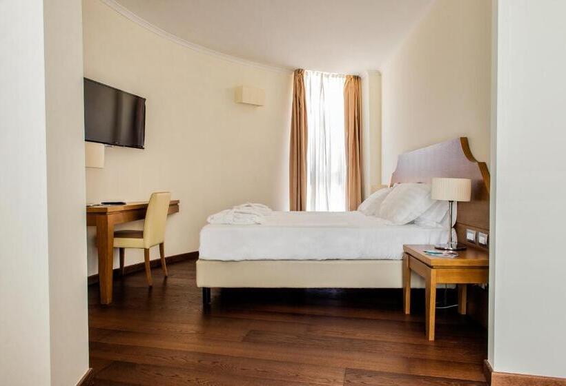 Отель Aqua Montis Resort & Spa