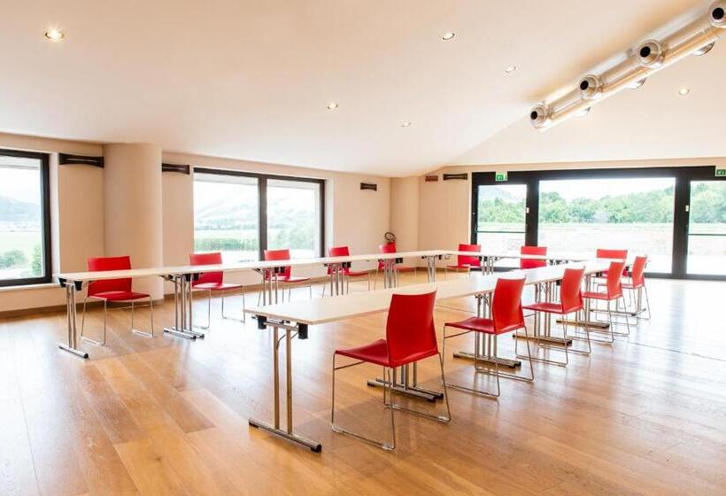 Отель Aqua Montis Resort & Spa