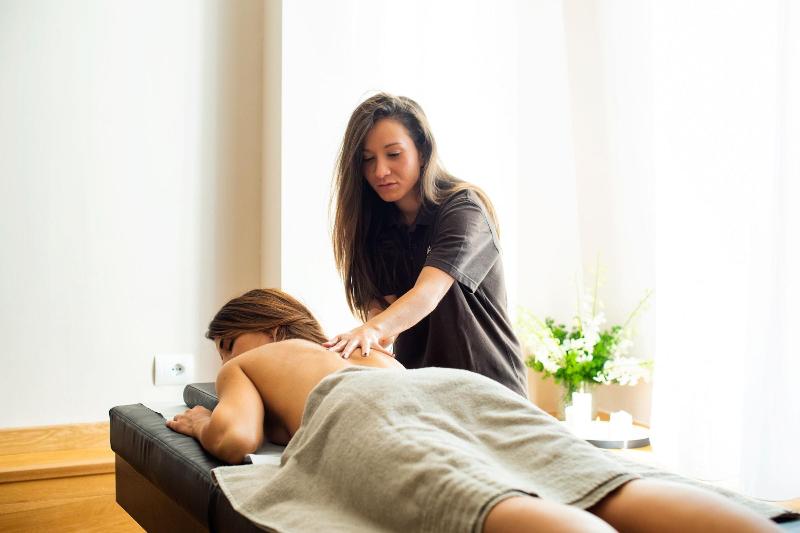 Отель Aqua Montis Resort & Spa