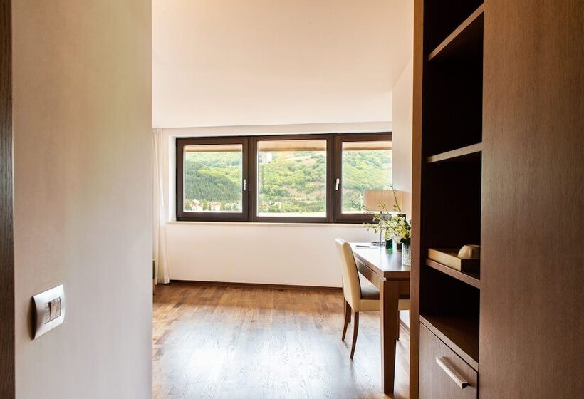 Отель Aqua Montis Resort & Spa