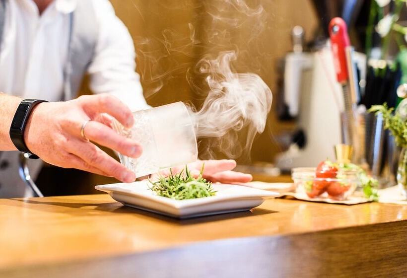 Отель Aqua Montis Resort & Spa