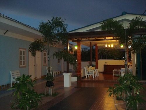 Hotel Baan Lom Talay