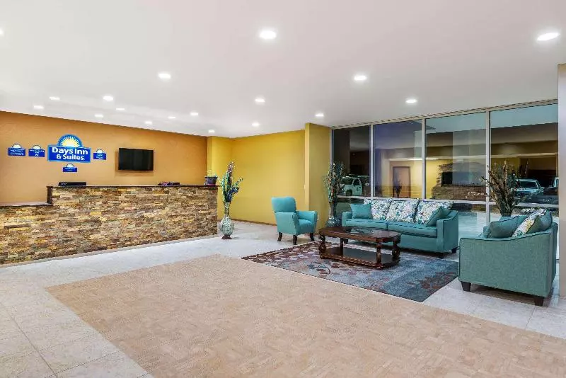 Hotelli Days Inn & Suites By Wyndham El Dorado