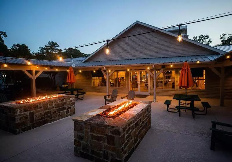 Hotelli Holiday Inn Club Vacations Villages Resort At Lake Palestine