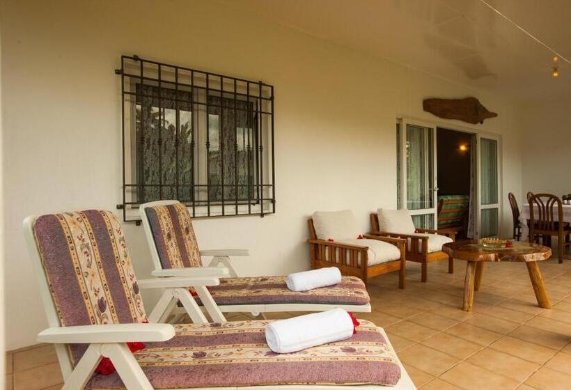 Hotel Le Relax St. Joseph Guest House