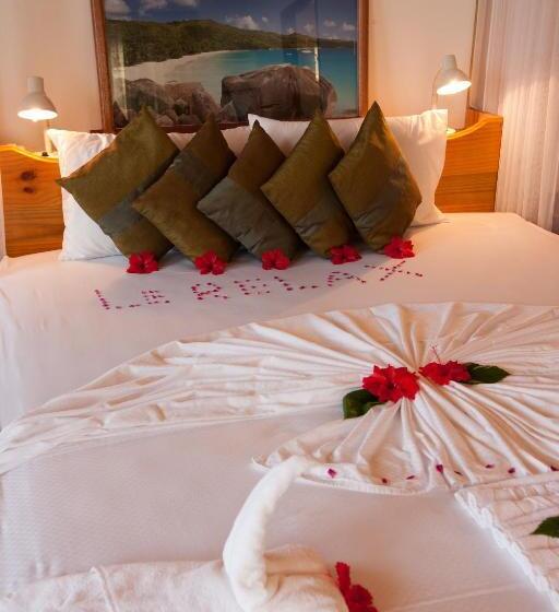 Hotel Le Relax St. Joseph Guest House