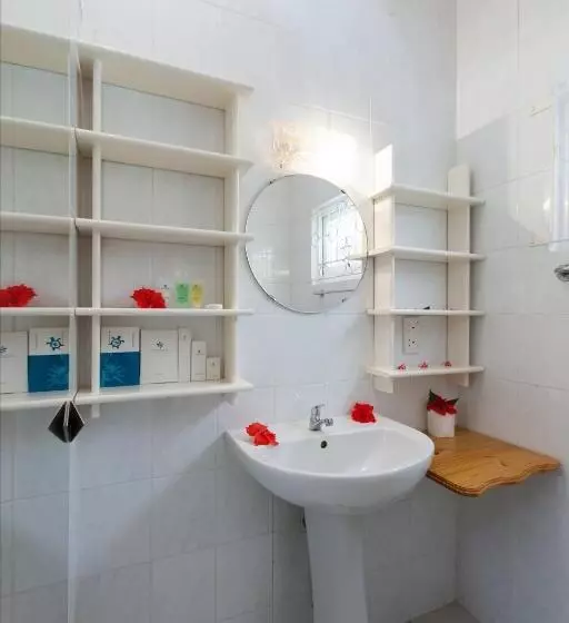 هتل Le Relax St. Joseph Guest House