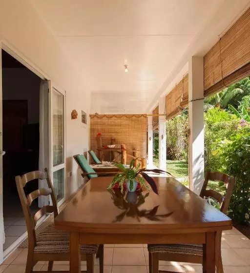 هتل Le Relax St. Joseph Guest House