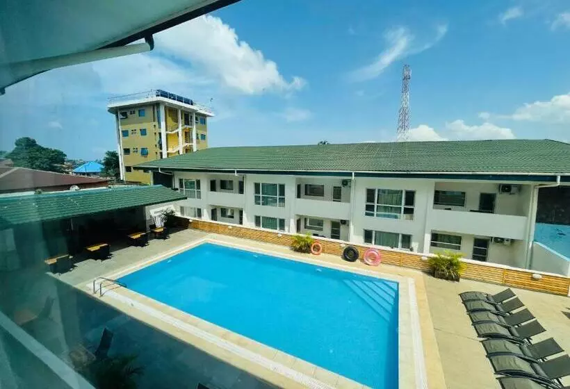 هتل New Brookfields