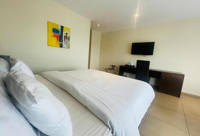 هتل New Brookfields