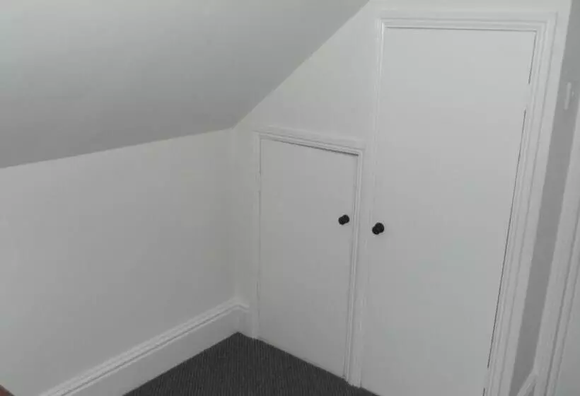 Hotelli No24 Ventnor