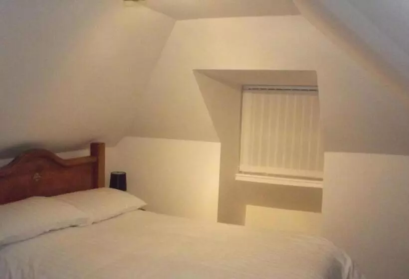 Hotelli No24 Ventnor