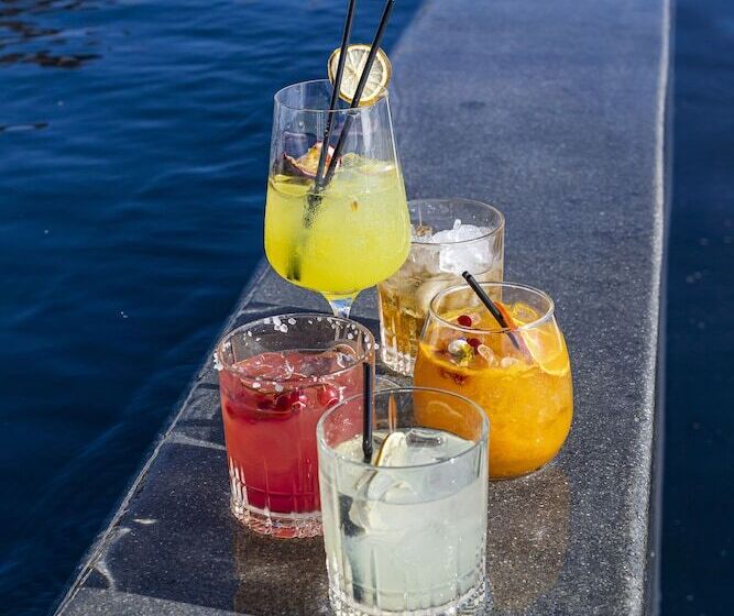 Отель Tagoo Black Mykonos