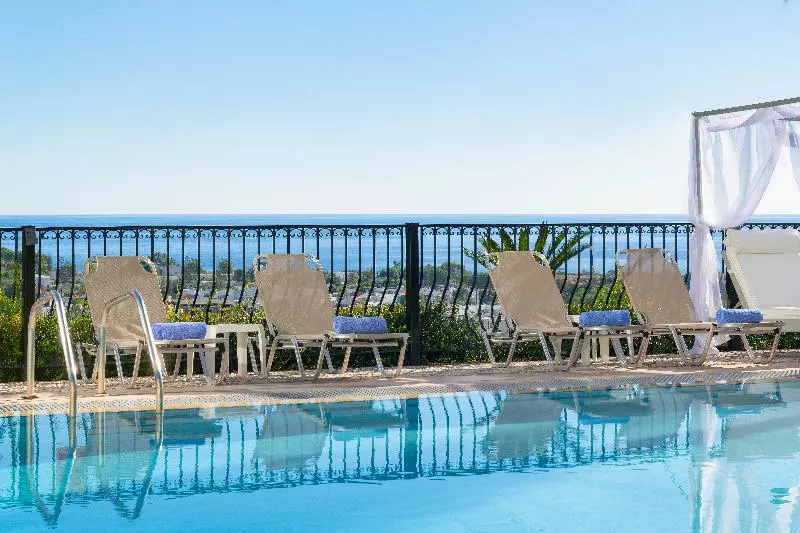 Hotelli Pefkos View Suites & Maisonette