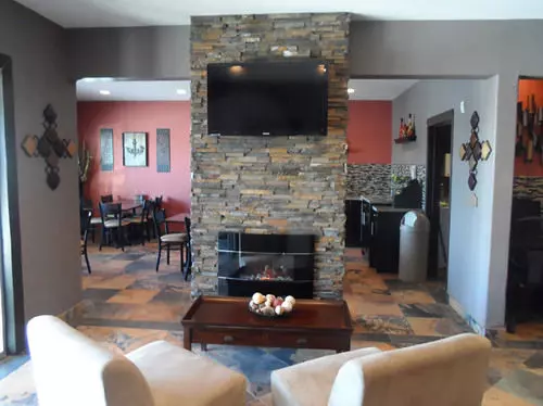 ホテル Redvers Western Star Inn & Suites