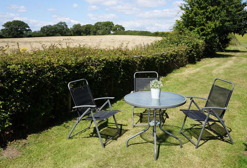 Leyland Country House