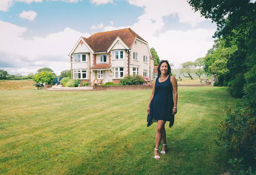 Leyland Country House