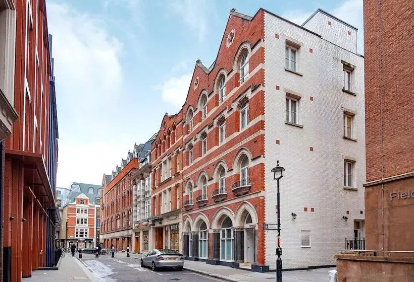 One Bed Serviced Apt Near Holborn In Chancery Lane