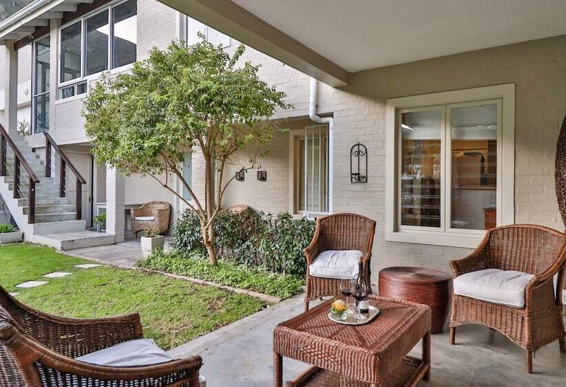 פנסיון Hermanus Lodge On The Green   Solar Power