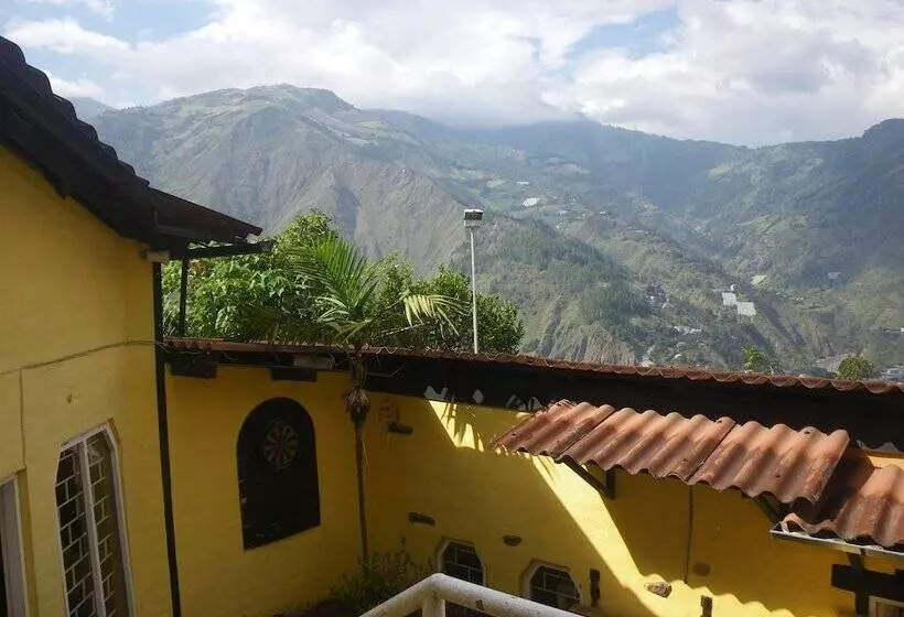 簡易ホテル La Casa Amarilla